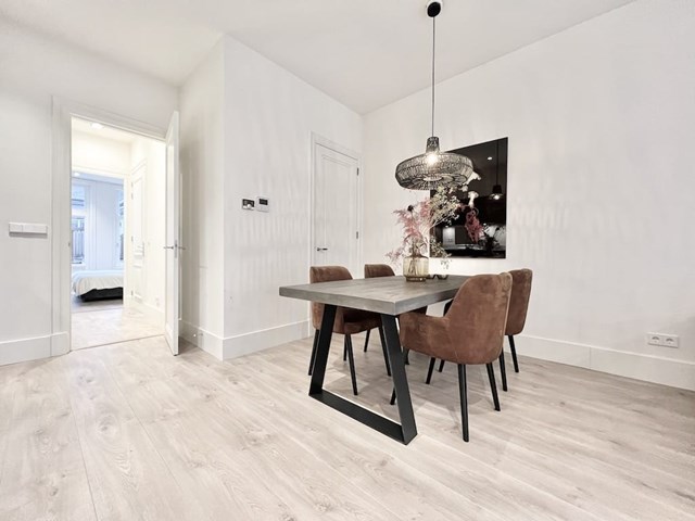 Foto 3: Amsterdam - Nieuwezijds Voorburgwal - Foto 3