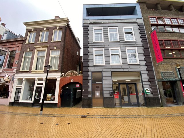 Foto 1: Groningen - Akerkhof - Foto 1