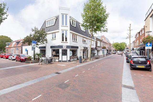 Foto 1: Heemstede - Iepenlaan - Foto 1