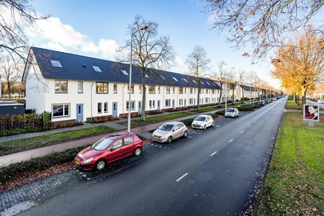 Foto 3: Eindhoven - Dr Berlagelaan - Foto 3