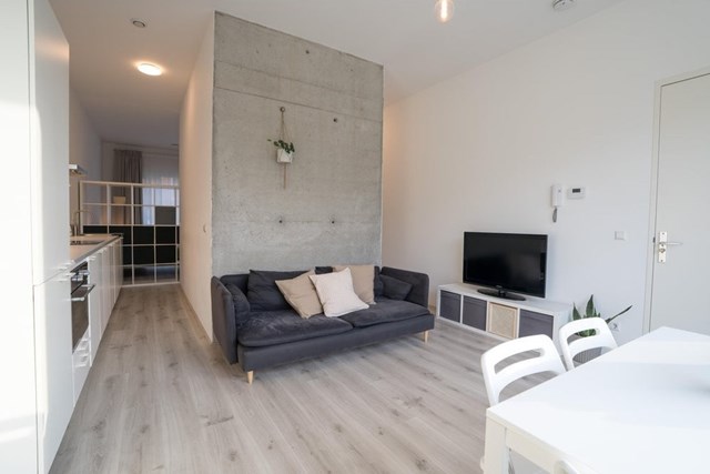 Foto 2: Amsterdam - Piet Mondriaanstraat - Foto 2