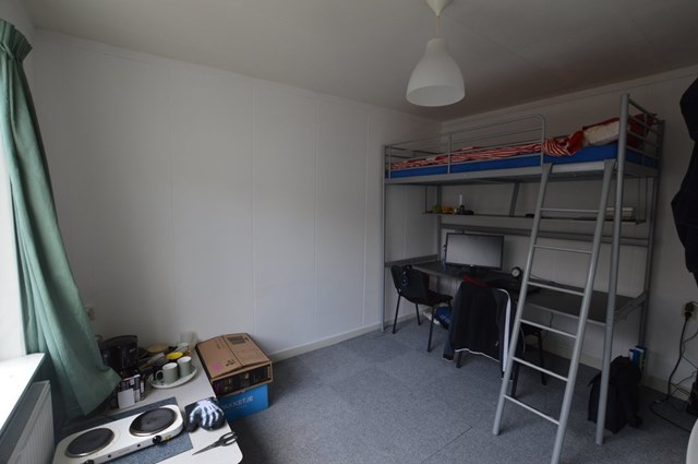 Foto 2: Zwolle - Van Karnebeekstraat - Foto 2