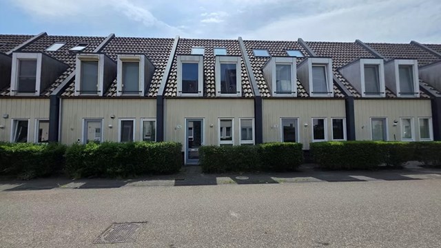 Foto 1: Utrecht - Hermelijnvlinderdijk - Foto 1