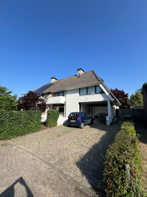Foto 1: Tilburg - Engebeek - Foto 1