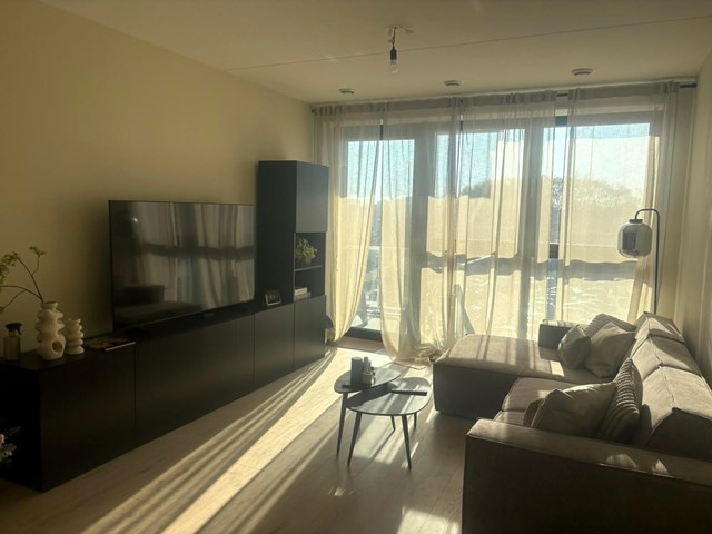 Foto 7: Alphen aan den Rijn - Moerbeilaan - Foto 7