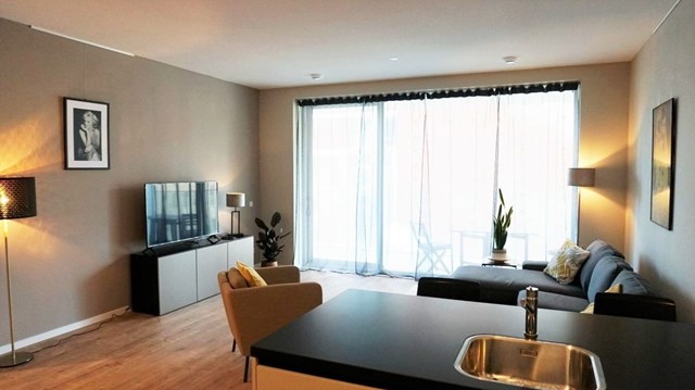 Foto 2: Amsterdam - Rosy Wertheimstraat - Foto 2