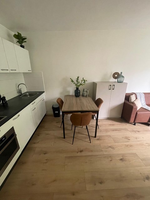 Foto 2: Rotterdam - Vierambachtsstraat - Foto 2