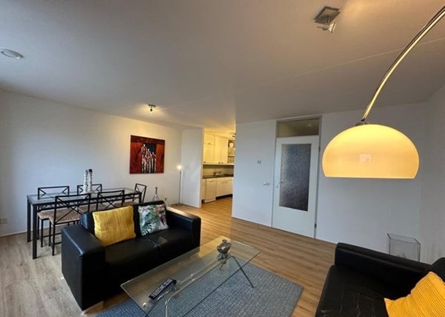 Foto 5: Den Haag - Gevers Deynootweg - Foto 5