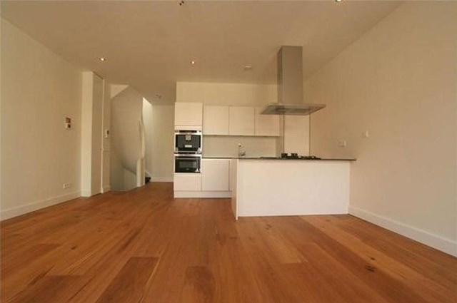 Foto 2: Amsterdam - Govert Flinckstraat - Foto 2