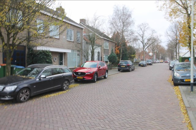 Foto 2: Breda - Bavelselaan - Foto 2