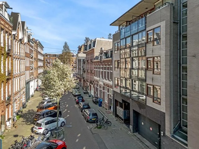Foto 1: Amsterdam - Ter Haarstraat - Foto 1