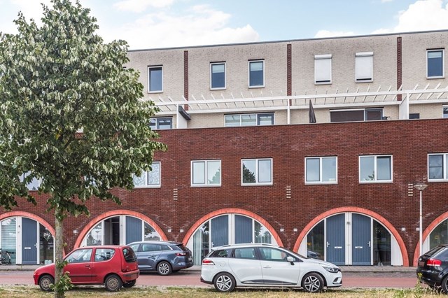 Foto 1: Enschede - Zuiderspoorstraat - Foto 1