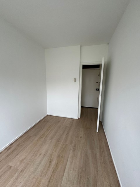 Foto 5: Diemen - Wilhelminaplantsoen - Foto 5