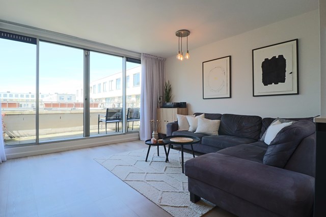 Foto 1: Amsterdam - C van Eesterenlaan - Foto 1