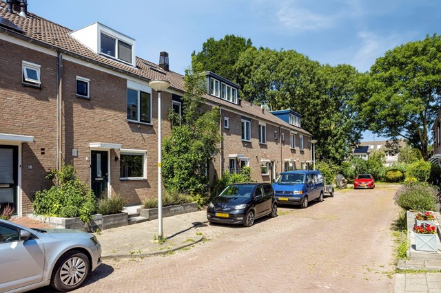 Foto 2: Leiderdorp - Simon Vinkenoogstraat - Foto 2