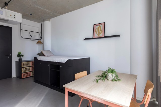 Foto 6: Maastricht - Maasboulevard - Foto 6