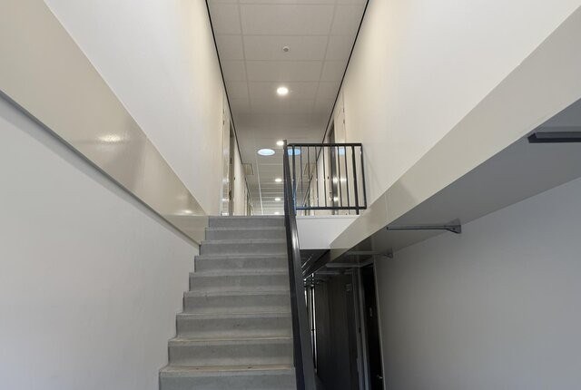 Foto 4: Eelde - Hoofdweg - Foto 4