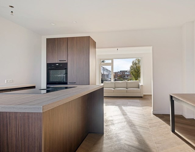 Foto 2: Amstelveen - Thorbeckelaan - Foto 2