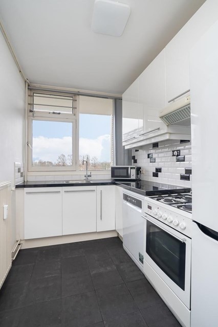 Foto 3: Amstelveen - Bevelandselaan - Foto 3