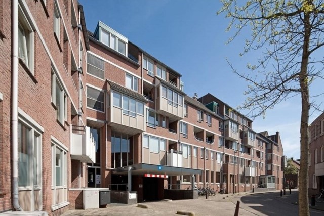 Foto 2: Roermond - Begijnhofstraat - Foto 2