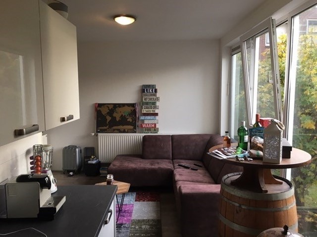 Foto 2: Groningen - Akerkhof - Foto 2