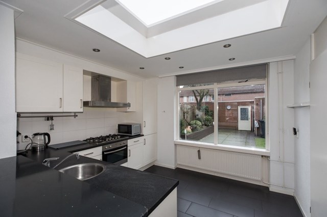 Foto 3: Raamsdonksveer - Lindonklaan - Foto 3