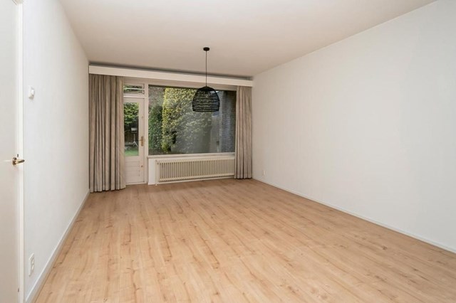 Foto 6: Laren (NH) - Veerweg - Foto 6