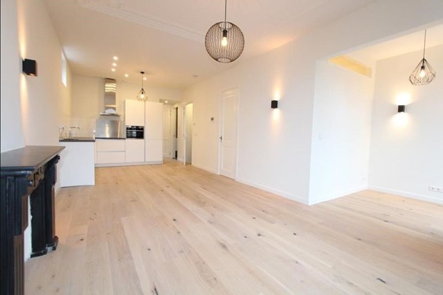 Foto 1: Amsterdam - Frans van Mierisstraat - Foto 1