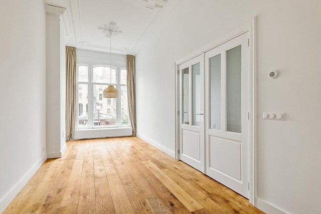 Foto 1: Amsterdam - Jacob van Lennepkade - Foto 1