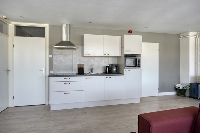 Foto 6: Capelle aan den IJssel - Kanaalweg - Foto 6