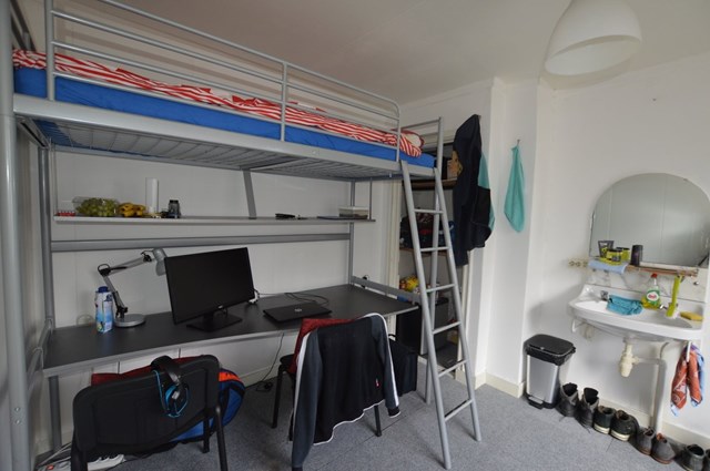 Foto 3: Zwolle - Van Karnebeekstraat - Foto 3