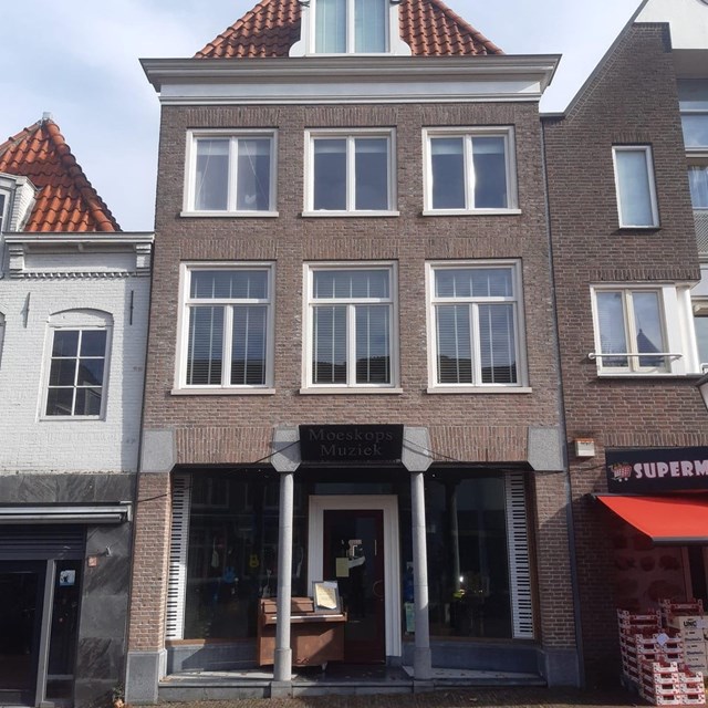 Foto 1: Hoorn (NH) - Achterstraat - Foto 1
