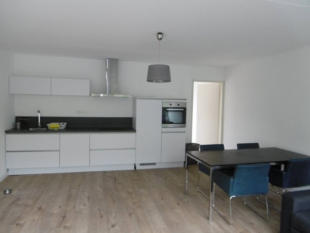 Foto 4: Amsterdam - Van Suchtelen van de Haarestraat - Foto 4