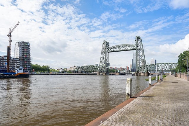 Foto 2: Rotterdam - Prins Frederikplein - Foto 2