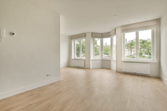 Foto 1: Amsterdam - Van Spilbergenstraat - Foto 1