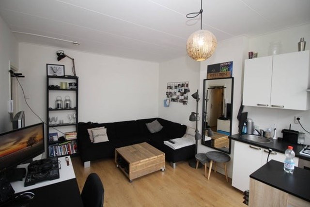 Foto 3: Den Haag - Zoutmanstraat - Foto 3