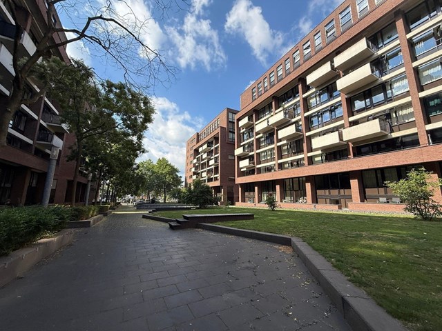 Foto 1: Eindhoven - Lichtstraat - Foto 1