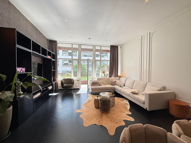 Foto 6: Eindhoven - Lichtstraat - Foto 6