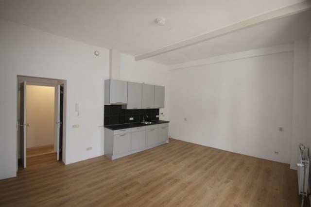 Foto 2: Breda - Wilhelminastraat - Foto 2