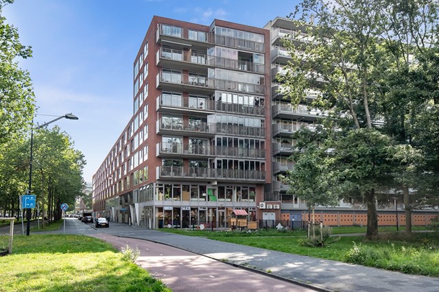Foto 1: Amsterdam - Bijlmerdreef - Foto 1