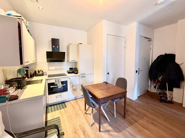 Foto 2: Rotterdam - 1e Middellandstraat - Foto 2