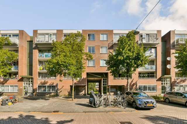 Foto 1: Amsterdam - Charlotte Brontestraat - Foto 1