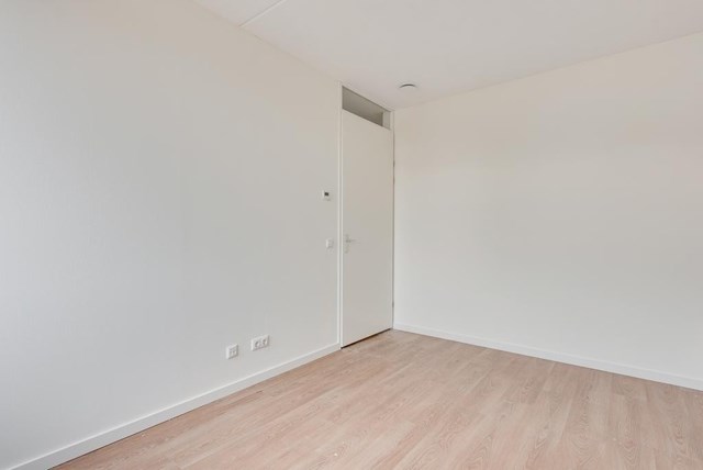 Foto 7: Maastricht - Generaal Eisenhowerstraat - Foto 7