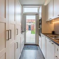 Breda, Veurnestraat, hoekwoning - foto 5