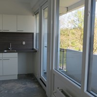 Hengelo (OV), Jan Wiegersstraat, galerijflat - foto 4