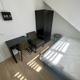 Enschede, B W Ter Kuilestraat, semi zelfstandige studio - foto 3