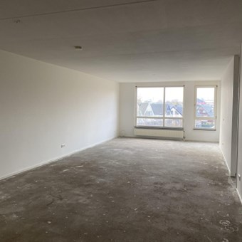 Zwijndrecht, Kort Ambachtlaan, galerijflat - foto 2