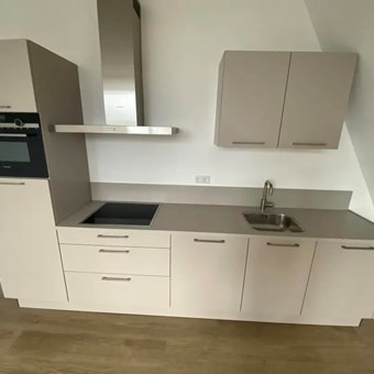 Veldhoven, Dorpstraat, portiekflat - foto 3