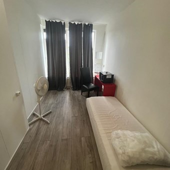 Hengelo (OV), Stationsplein, kamer - foto 2