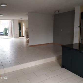 Tilburg, Kruiningenstraat, hoekwoning - foto 2